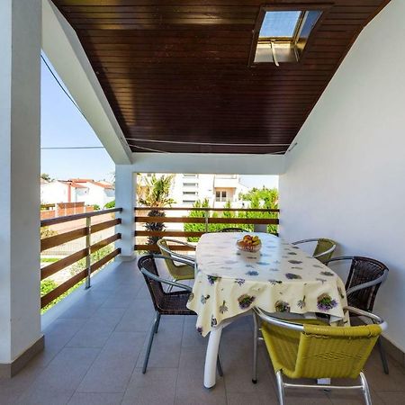 Apartment Matkos - With Garden And Terrace Nin Exteriér fotografie